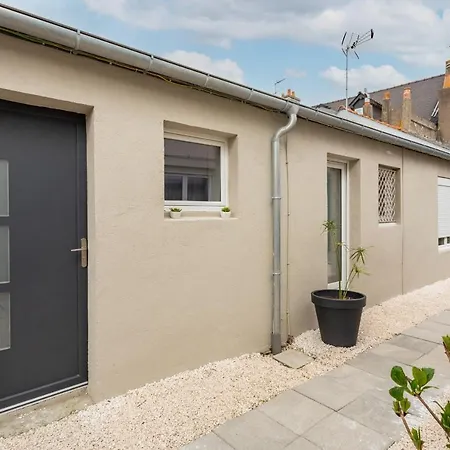 Le Petit Paramé - Beau Studio Rénové Proche Plage Appartement *